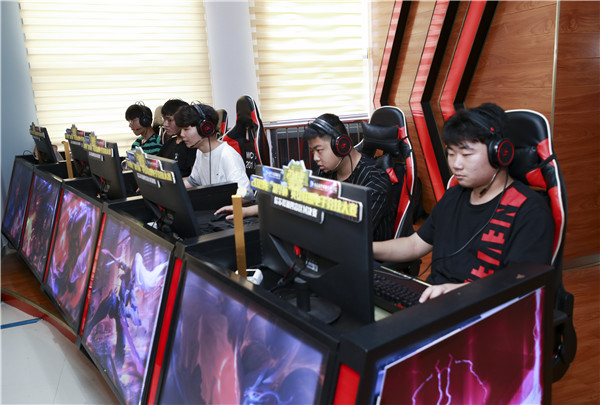 2019年“新華杯”英雄聯(lián)盟電子競技大賽皖蘇贛湘四省區(qū)域決賽順利舉行！