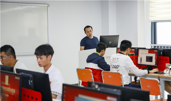 南京計(jì)算機(jī)學(xué)校那里好？