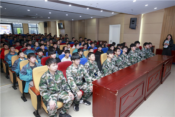 老師來了——行業(yè)資深導師為你設(shè)計人生