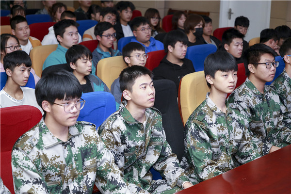 老師來了——行業(yè)資深導師為你設(shè)計人生