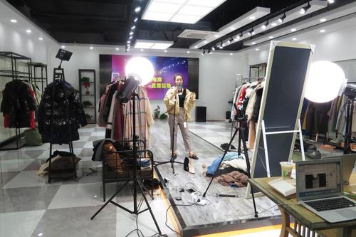 不要再蓋樓助力了，來(lái)看看這個(gè)！