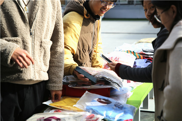 雙十二電商折扣哪家強？來看看魔創(chuàng)直播吧!