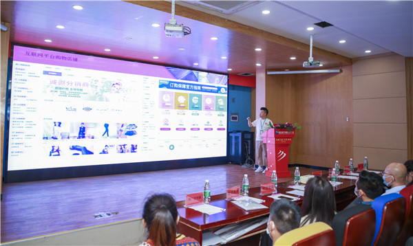 就業(yè)保障丨千企萬崗進校園，助力學子精準就業(yè)！