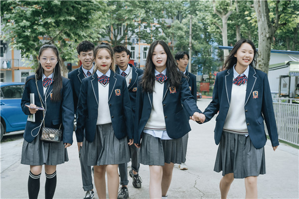 南京新華五一試學(xué)周，0元吃住學(xué)只等你來！