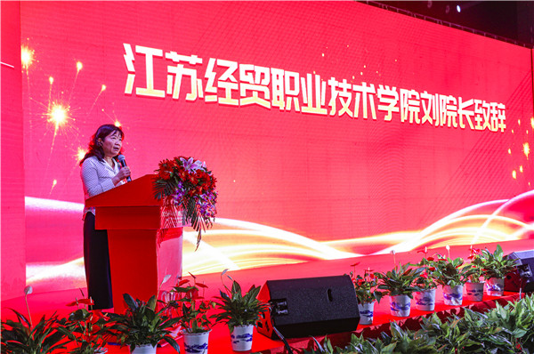 青春心向黨，逐夢(mèng)新時(shí)代