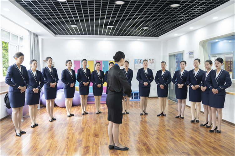 所有美眉注意了！十大適合女生學(xué)的<a href=http://njxh.cn target=_blank class=infotextkey>專業(yè)</a>