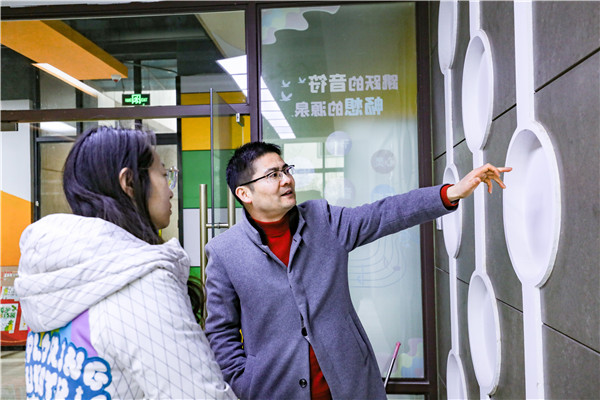 新課堂，迎接新成長|南新新華美妝新生參觀新教室