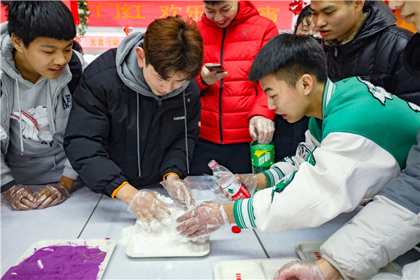 包湯圓，制花燈|熱熱鬧鬧過元宵