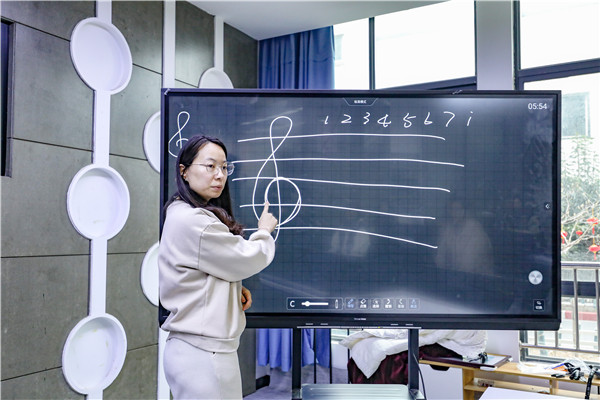 開(kāi)學(xué)特輯|開(kāi)學(xué)第一天，我們是這樣度過(guò)的