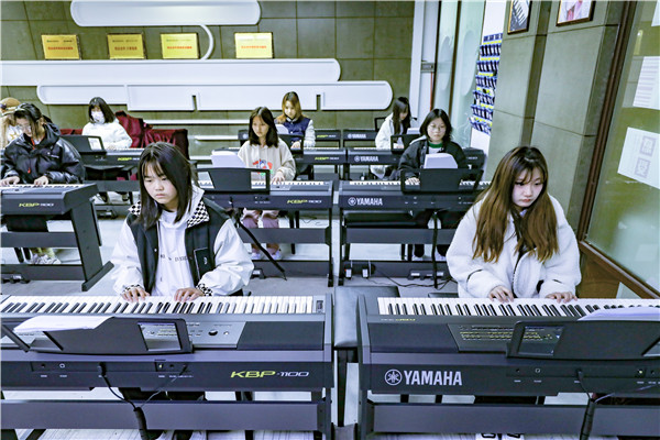 開(kāi)學(xué)特輯|開(kāi)學(xué)第一天，我們是這樣度過(guò)的