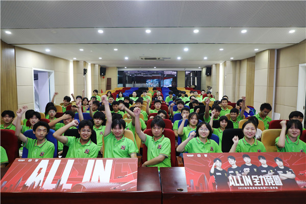 2022 PEL夏季賽落幕，南京新華線下觀賽氛圍火熱