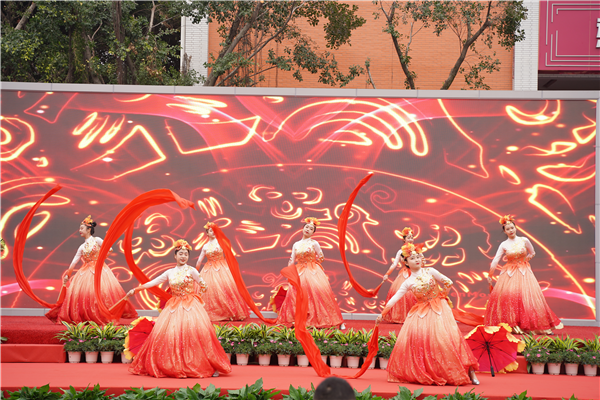 校企共建育“雙高”精英，新華教育培大國工匠