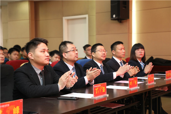 強化品質 賦能未來|南京新華2023年“00后班級工廠”畢業(yè)綜合實訓表彰大會圓滿舉行