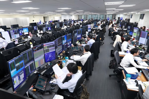 2024年大學(xué)生就業(yè)難題凸顯，技能培訓(xùn)成再就業(yè)新路徑！