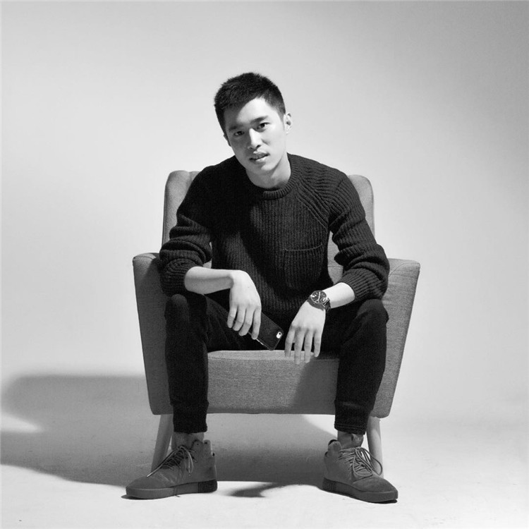 【讓蝴蝶飛過滄海】博聞于新華，耀眼于藍天