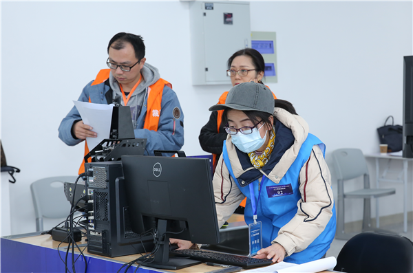 全國(guó)啟動(dòng)！躍動(dòng)互聯(lián)網(wǎng)創(chuàng)新夢(mèng)想，“新華杯”互聯(lián)網(wǎng)職業(yè)技能大賽火熱來(lái)襲！